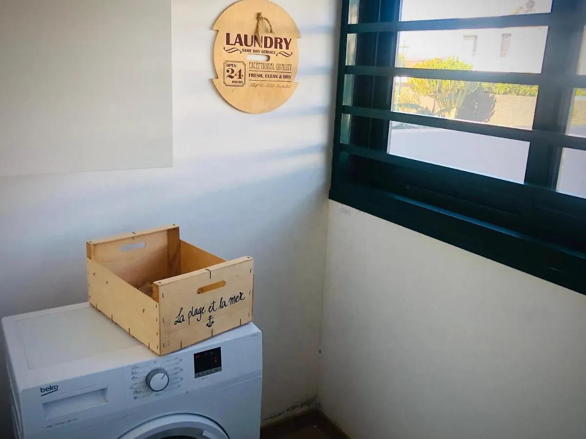 Feriehus Alegranza, Apartamento De 3 Habitaciones En Lanzarote Costa Teguise Spanien