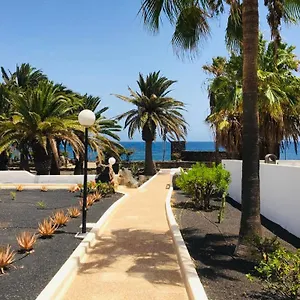 Holiday home Trinity House En Playa Bastian, Costa Teguise
