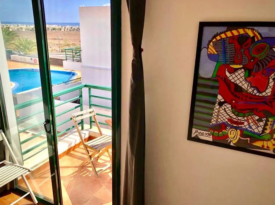 Alegranza, Apartamento De 3 Habitaciones En Lanzarote Costa Teguise Holiday home
